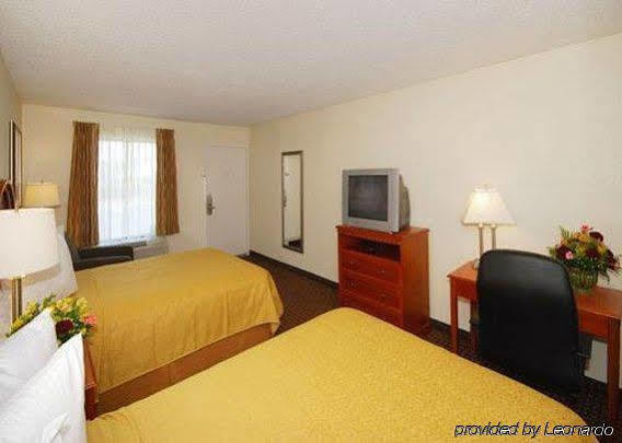 Quality Inn North Battleboro Экстерьер фото